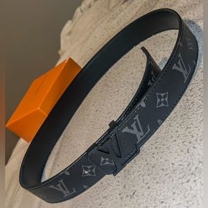 Black LV belt